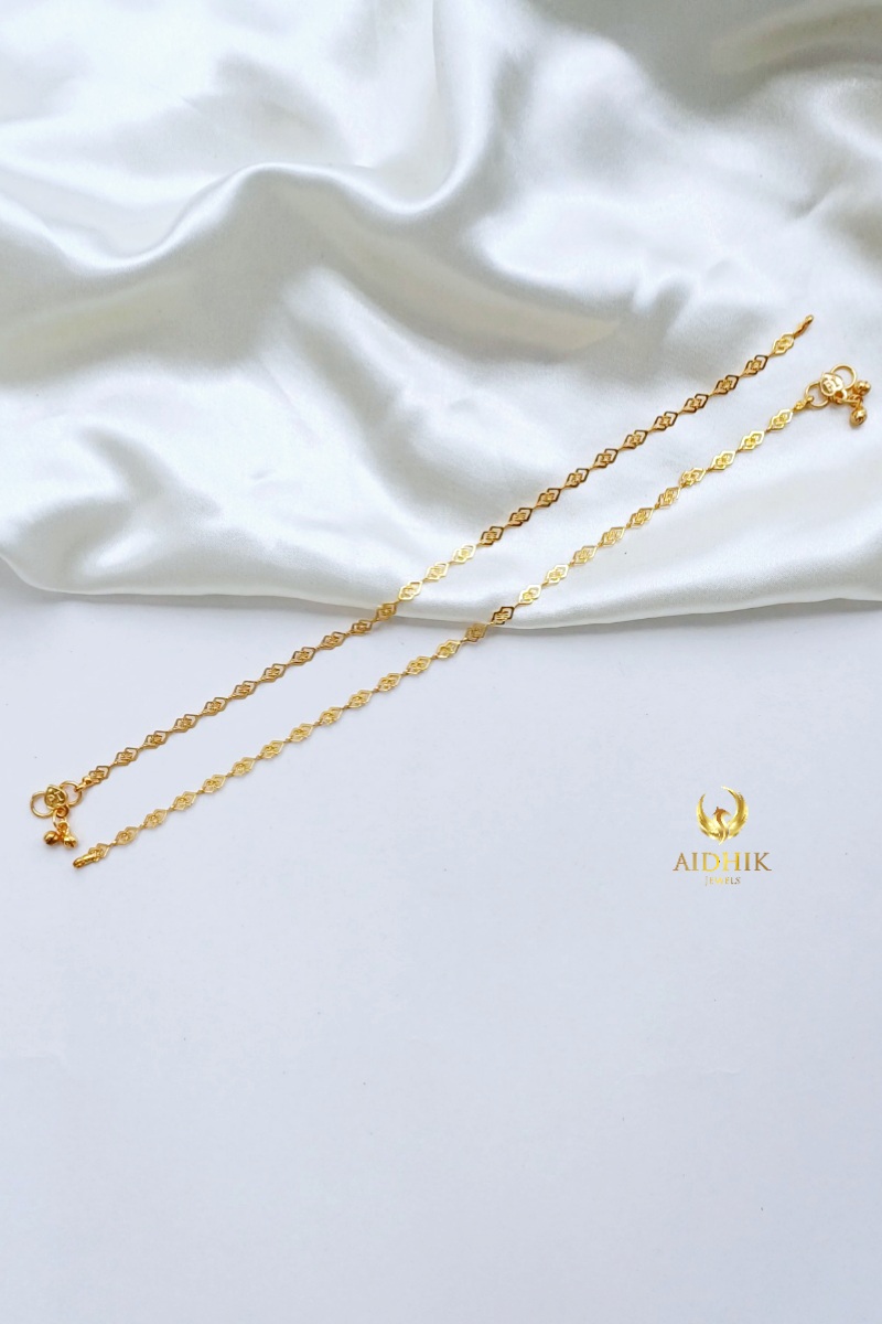 Simple Anklets AA4