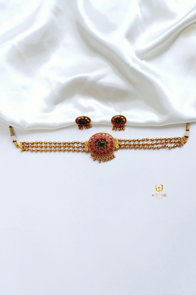Three Layered choker