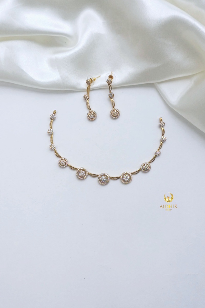 Diamond lookalike necklace 