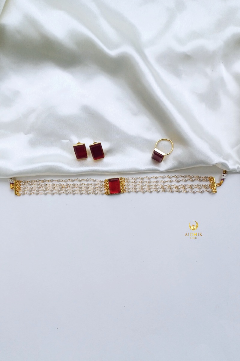 Pearl choker red with earrings and ring