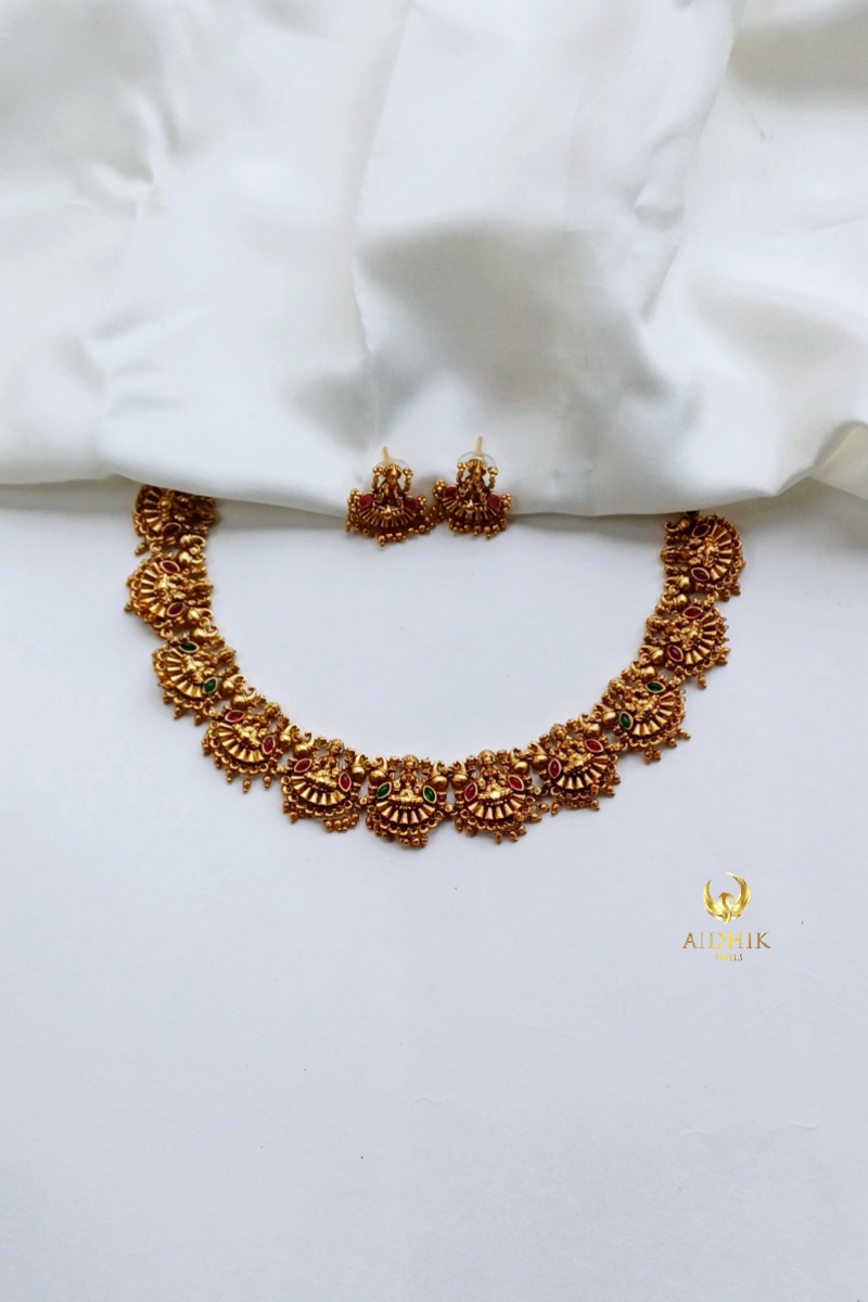 Lakshmi necklace golden beads with earrings