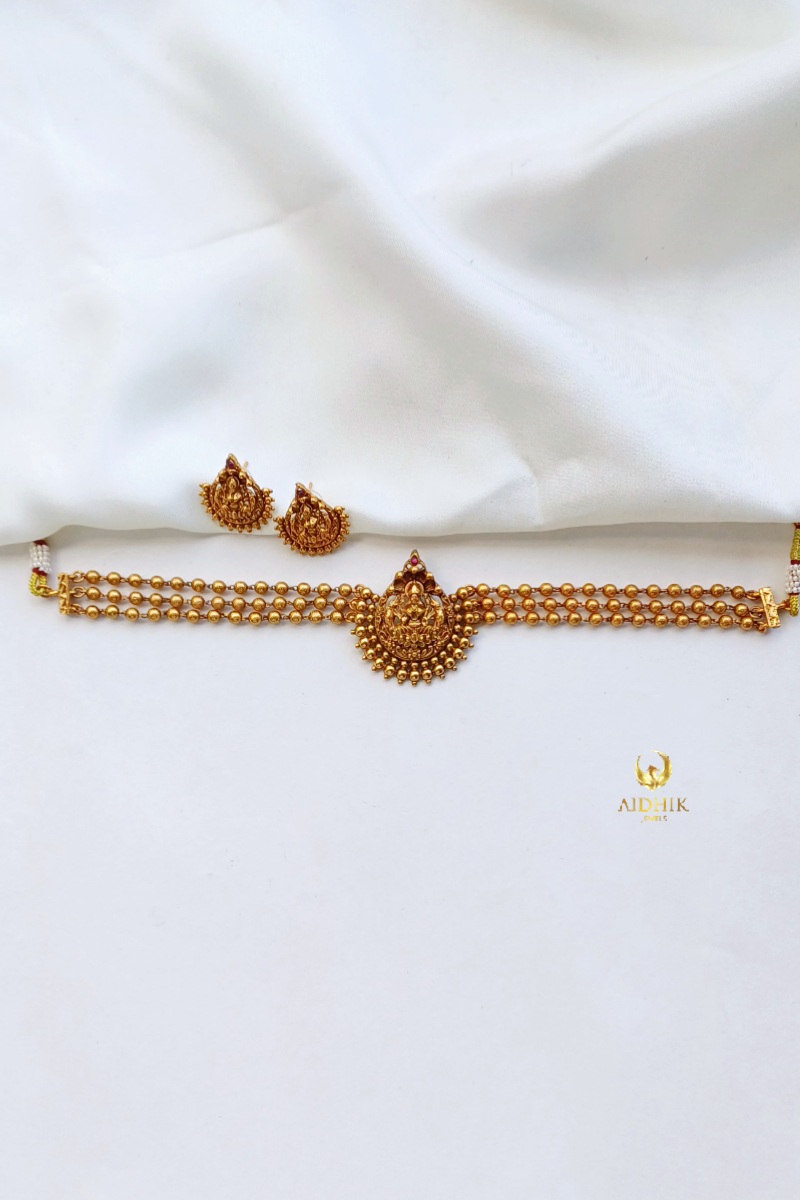Lakshmi pendant choker with earrings AC26
