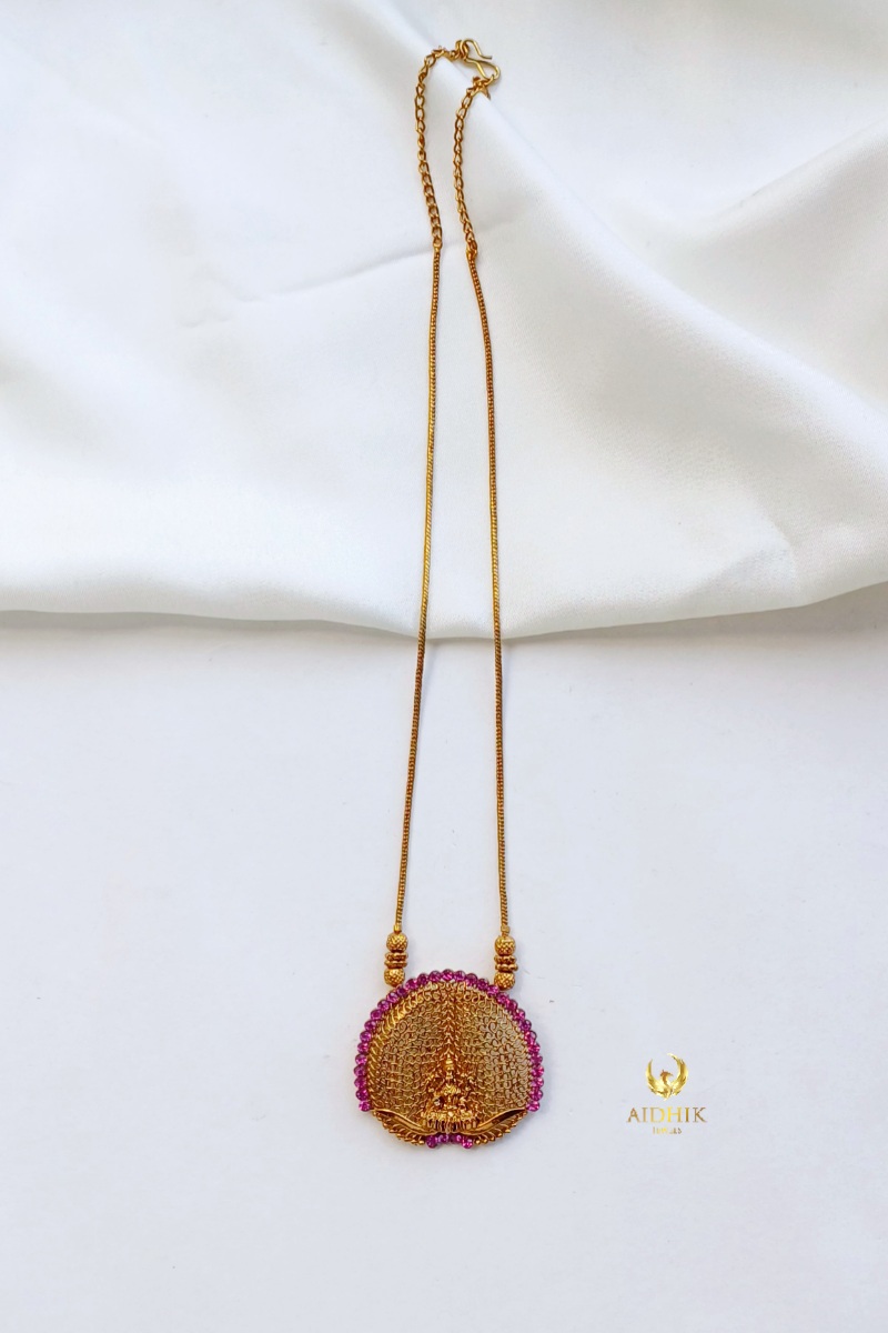 Cute Lakshmi pendant chain AMH17