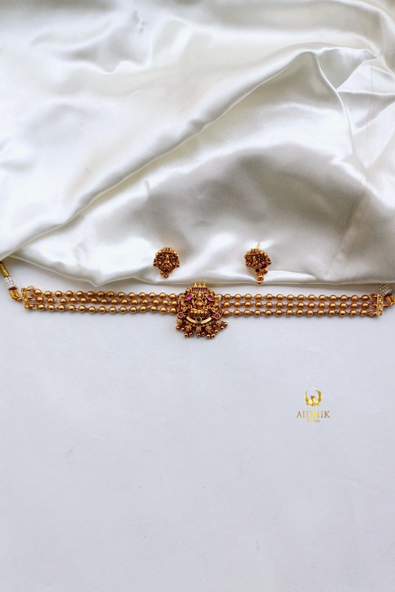 Three layered beaded lekshmi choker AC25