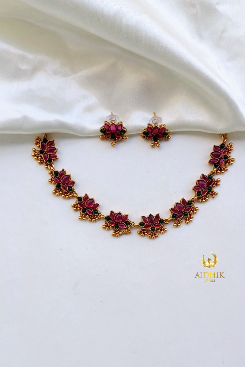 Lotus necklace AN98