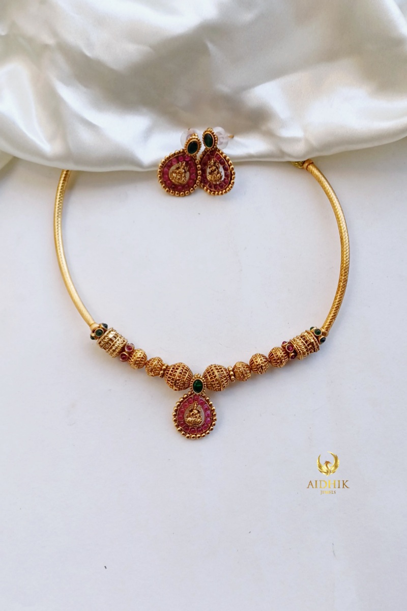 Antique traditional necklace with earrings AN124