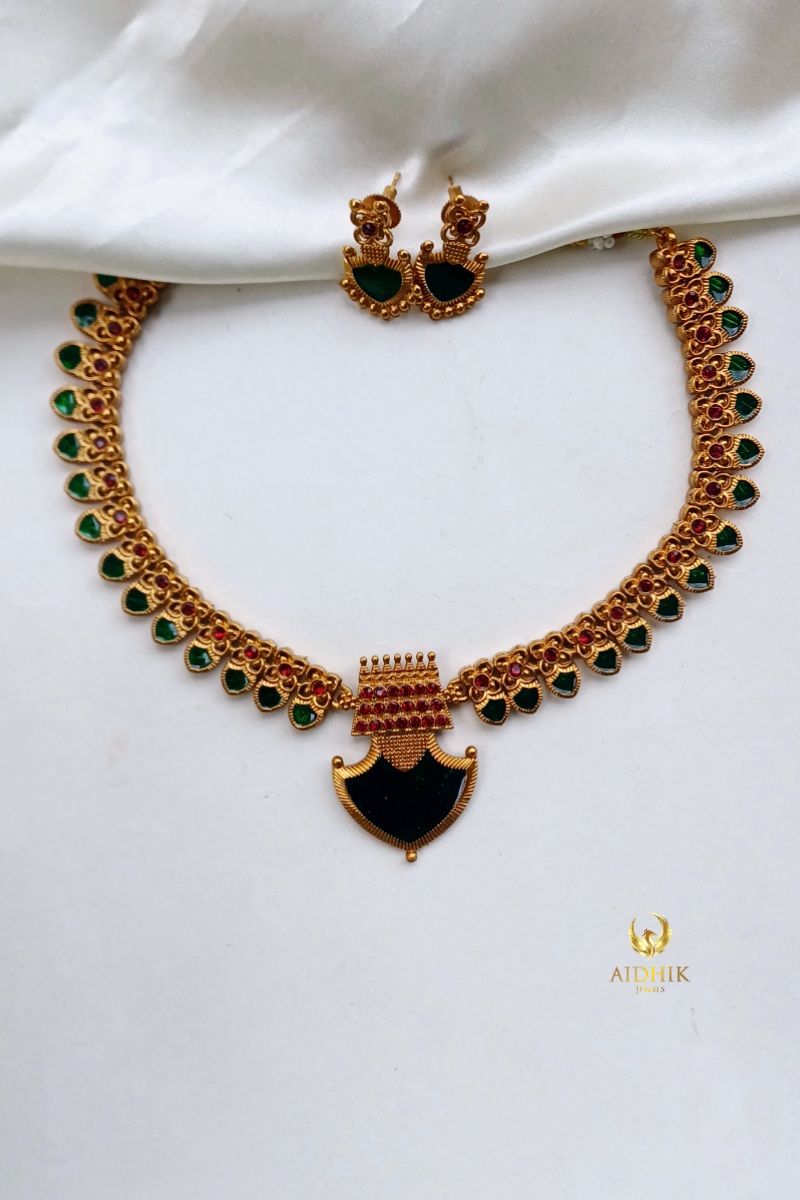 Palakka short necklace green AN140