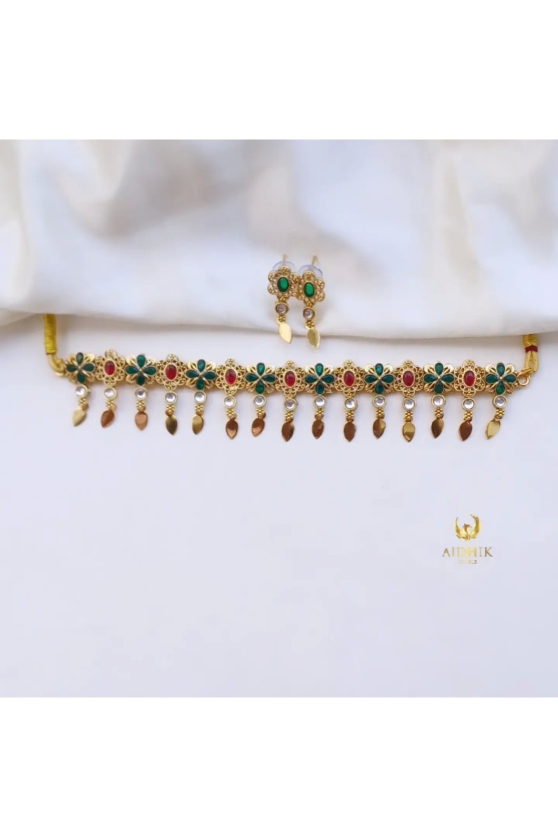 Elakkathali white choker AC45
