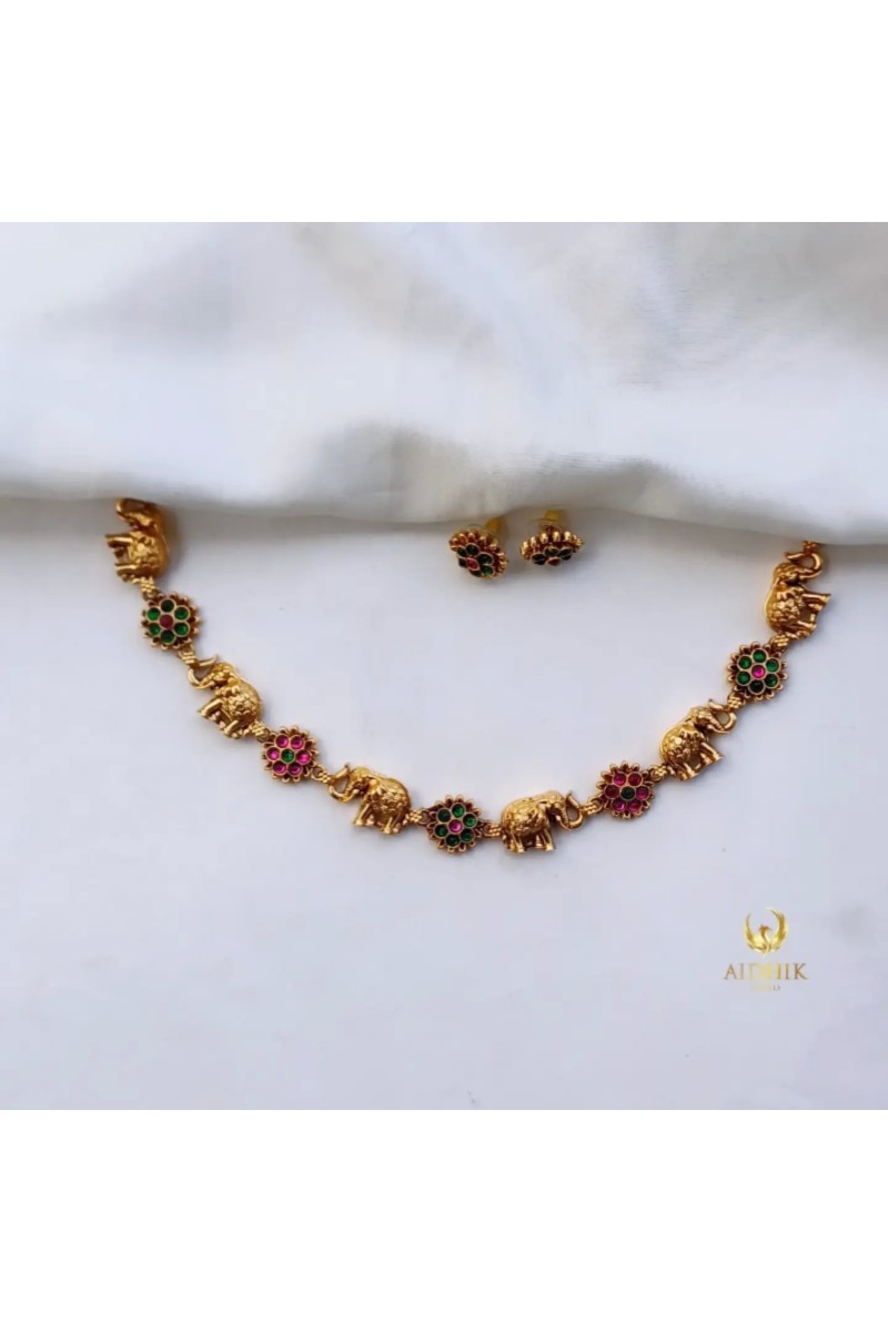 Cute Elephant floral necklace AN150